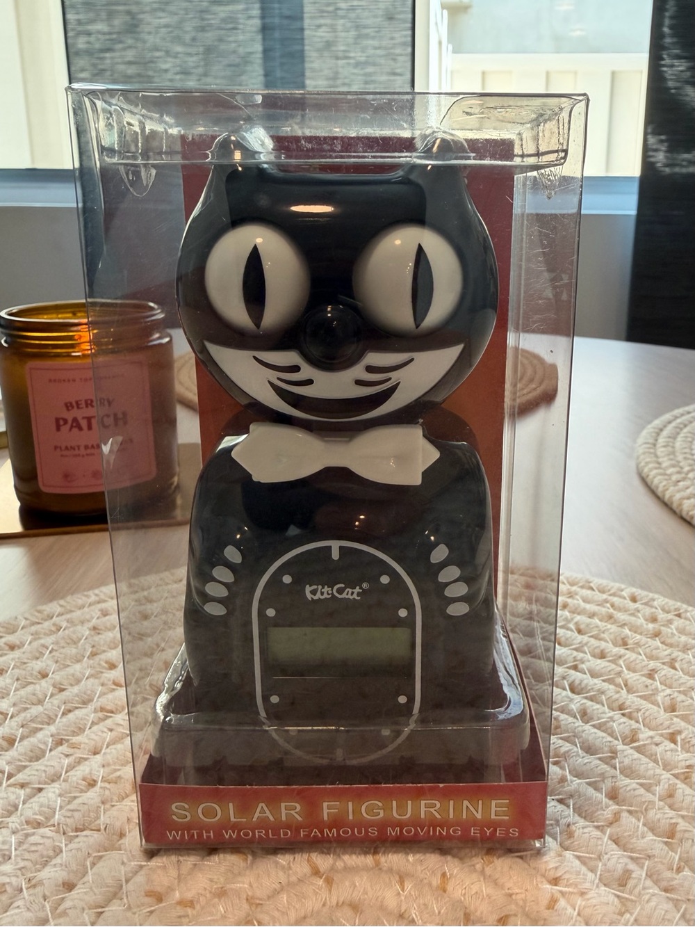 Solar Kit-Cat Digital Alarm Clock - Picture 2 of 4